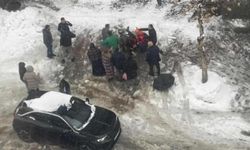 Bingöl'de çatıdan düşen kar kütlesi can aldı: Hayatını kaybetti