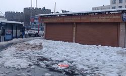 Diyarbakır Büyükşehir Zabıta bürosuna taşlı saldırı!