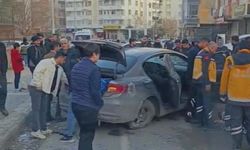 Diyarbakır’da ticari taksi kazaya neden oldu: Yaralılar var!