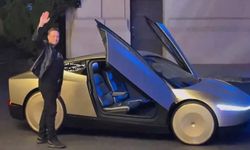 Direksiyonu olmayan otomobil tanıtıldı