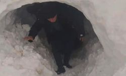 Görüntüler Diyarbakır’dan: Kara kaplandı, tünel açtı!