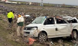 Şırnak'ta turistleri taşıyan araç devrildi: 2 ölü, 6 yaralı