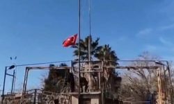 Türk Bayrağı indirildi: İlk tepki DEM Parti’den geldi!