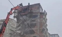 Diyarbakır’da çökme riski bulunuyordu: Tek dokunuşla yıkıldı