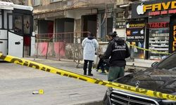 Diyarbakır'da 'tadilat' kavgası kamerada: Yaralılar var