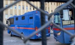 Diyarbakır’da karakolun deposundan onlarca silah çalındı!