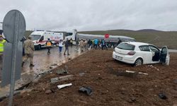 Bingöl- Muş yolunda trafik kazası: 1’i ağır 12 yaralı