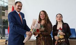 Diyarbakır’da AK Parti’den DEM Partili başkana sürpriz kutlama