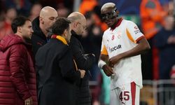 Galatasaray’a kötü haber: Osimhen'in kolu kırıldı, Lang'ın parmağı koptu!