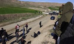 Diyarbakır’da köylülerden protesto: Jandarma müdahale etti!