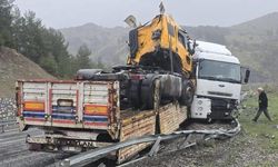 Diyarbakır'da ilginç olay: Kaza üstüne kaza!