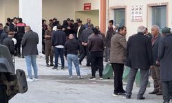 İki aile arasında çatışma çıktı: Ölü ve yaralılar var!