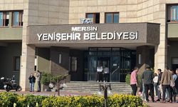 CHP'li Mersin Yenişehir Belediyesi’ne şafak operasyonu: 30 gözaltı!