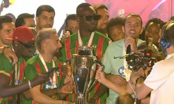 Amedspor şampiyonluk kupasını kaldırdı: İşte görüntüler!