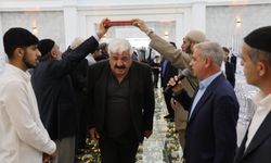 Diyarbakır’da kan davalı aileler Kur'an altından geçerek barıştı