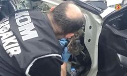 Diyarbakır’da otomobilden cephanelik çıktı!