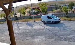 Diyarbakır’da otomobilin takla attığı kaza kamerada: Ağır yaralılar var!