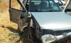 Diyarbakır’da traktörle otomobil çarpıştı: 3 yaralı