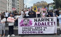 Narin Güran'ın ailesi İstanbul’da meydana indi: Mahkeme kararını protesto ettiler