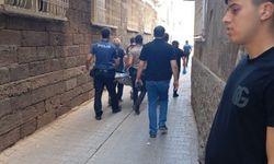 Diyarbakır’da kardeş kavgası kanlı bitti: Ölü var!