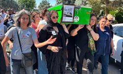 Nevin İl'e Diyarbakır'da kadınların omzunda veda