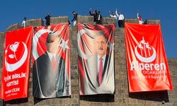 BBP Diyarbakır’da dev poster ve bayraklar astı!
