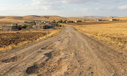 Diyarbakır’da 50 yıllık yol çilesi vatandaşı bezdirdi!