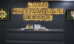 Diyarbakır’da araçta ve iki ayrı adreste yakalandı: 3 tutuklama