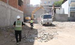 Diyarbakır Bağlar’da terkedilmiş 32 ev yıkıldı
