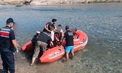 Diyarbakır’da su yükseldi, 10 kişi mahsur kaldı