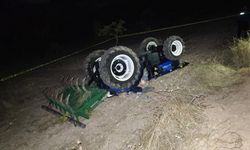 Bahçeyi sürerken traktörün altında kalan çiftçi can verdi!