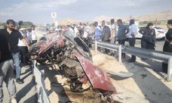 Van’da düğün dönüşü kaza: Ölü ve yaralılar var