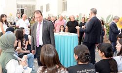 Dicle Üniversitesi’nde genç hekim adaylarına sıcak karşılama