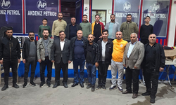 Diyarbakır'da 300 adet forma dağıttı: Amedspor forması için söz verdi