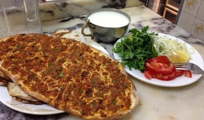 Diyarbakır’da önünde kuyruk oluşuyordu: O lahmacuncu ifşa oldu!