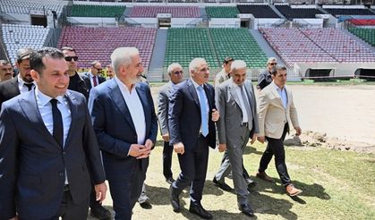 Vali Zorluoğlu Diyarbakır Stadyumu’na gitti: Amedspor için “Süper Lig” dedi!