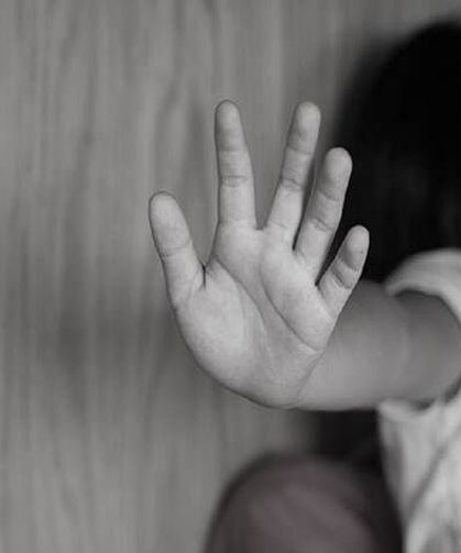 Bodrum'da mide bulandıran olay! Kızlarının odasına gizli kamera koyup…