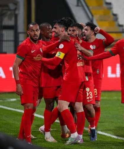 Futbola Amedspor formasıyla veda ettiler: İşte o 3 yabancı futbolcu!