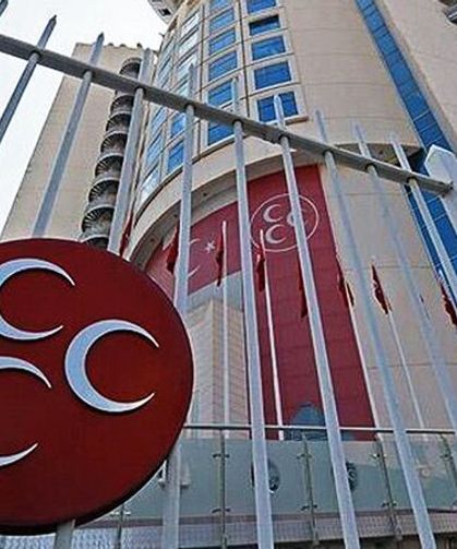 MHP'de 'İstanbul' depremi: Bütün il ve ilçe teşkilatları feshedildi
