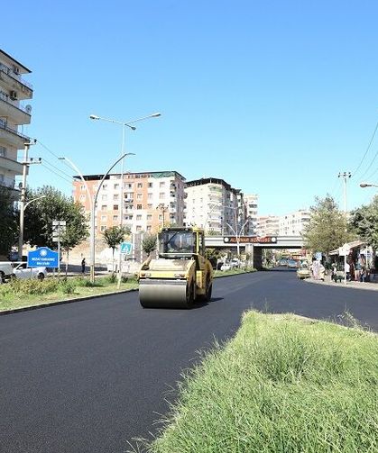 Diyarbakır’da yollar yenileniyor: Büyükşehir’den açıklama