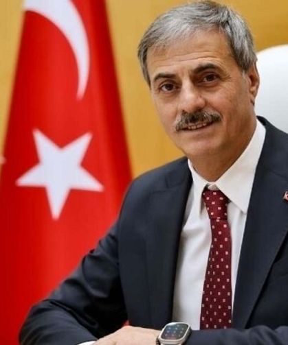 Belediye başkanı 'mezunum' demişti: Üniversite yalanladı!