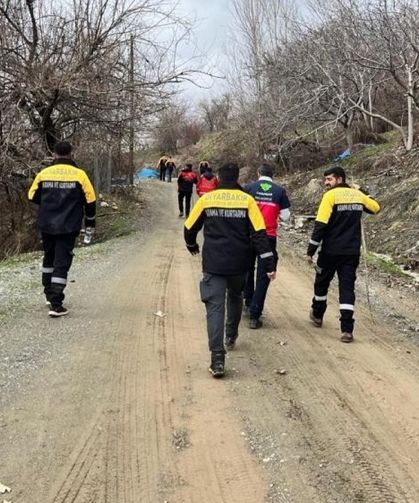 Diyarbakır’da sır kayıp: Kadavra köpeği ve dron devrede!