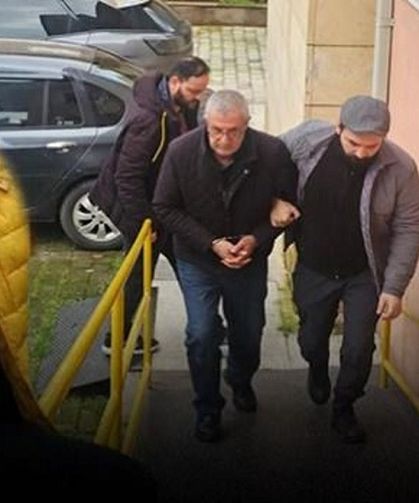 Emanet verdiği altınları alamadı: Baba oğluna kıydı!