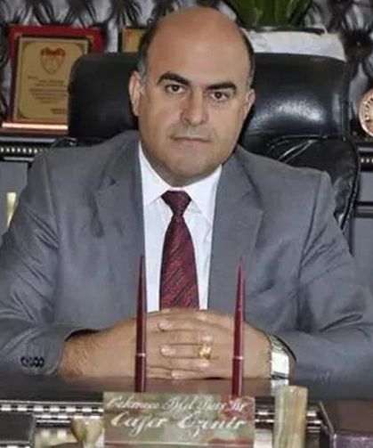 Eski belediye başkanı oğlu tarafından öldürüldü!