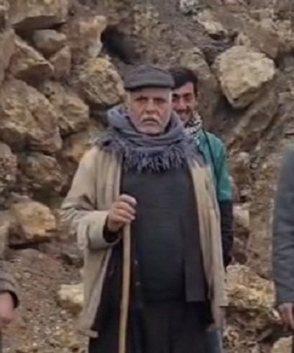 Diyarbakır’da istinat duvarı taziye evinin üstüne yıkıldı!