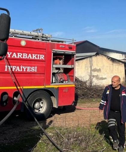Diyarbakır'da plastik fabrikasında korkutan yangın!