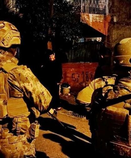 Mahalleyi sokağa döken patlama: Ölü ve ağır yaralı var