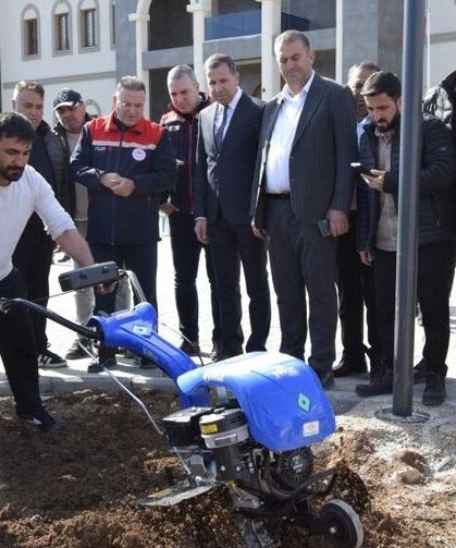 Diyarbakır’da çiftçilere 7 milyon TL’lik ekipman desteği