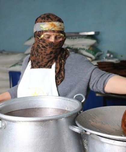 Diyarbakır’ın tek kadın halka tatlı ustası: 31 yıldır mücadele ediyor!