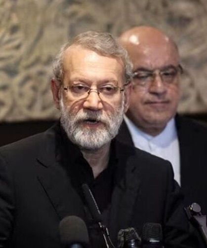 İran siyasetinin kilit ismi: Ali Laricani kimdir?